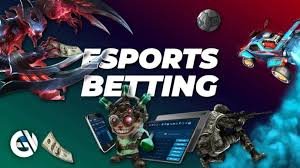 Antarmuka dashboard multisport dengan ikhtisar pertandingan langsung
